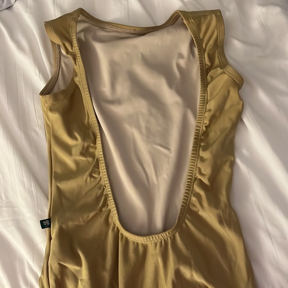 Chartreuse Lucky Leo Size: S - Picture 2 of 2